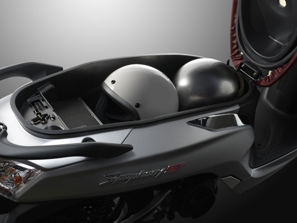 Sym Sympony ST 125cc New same as the 200cc rental Kalymnos